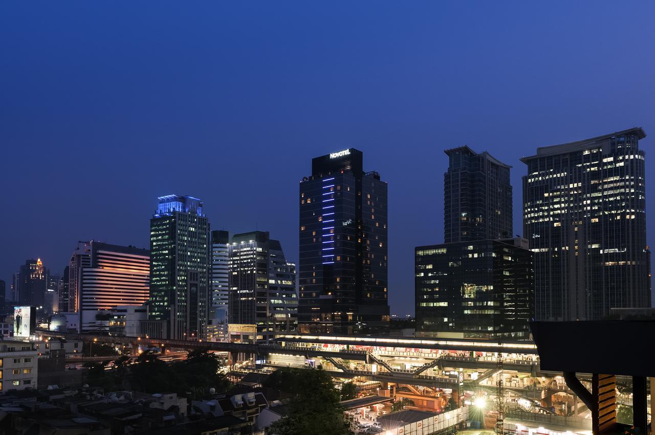 Novotel Bangkok Ploenchit Sukhumvit Exterior foto